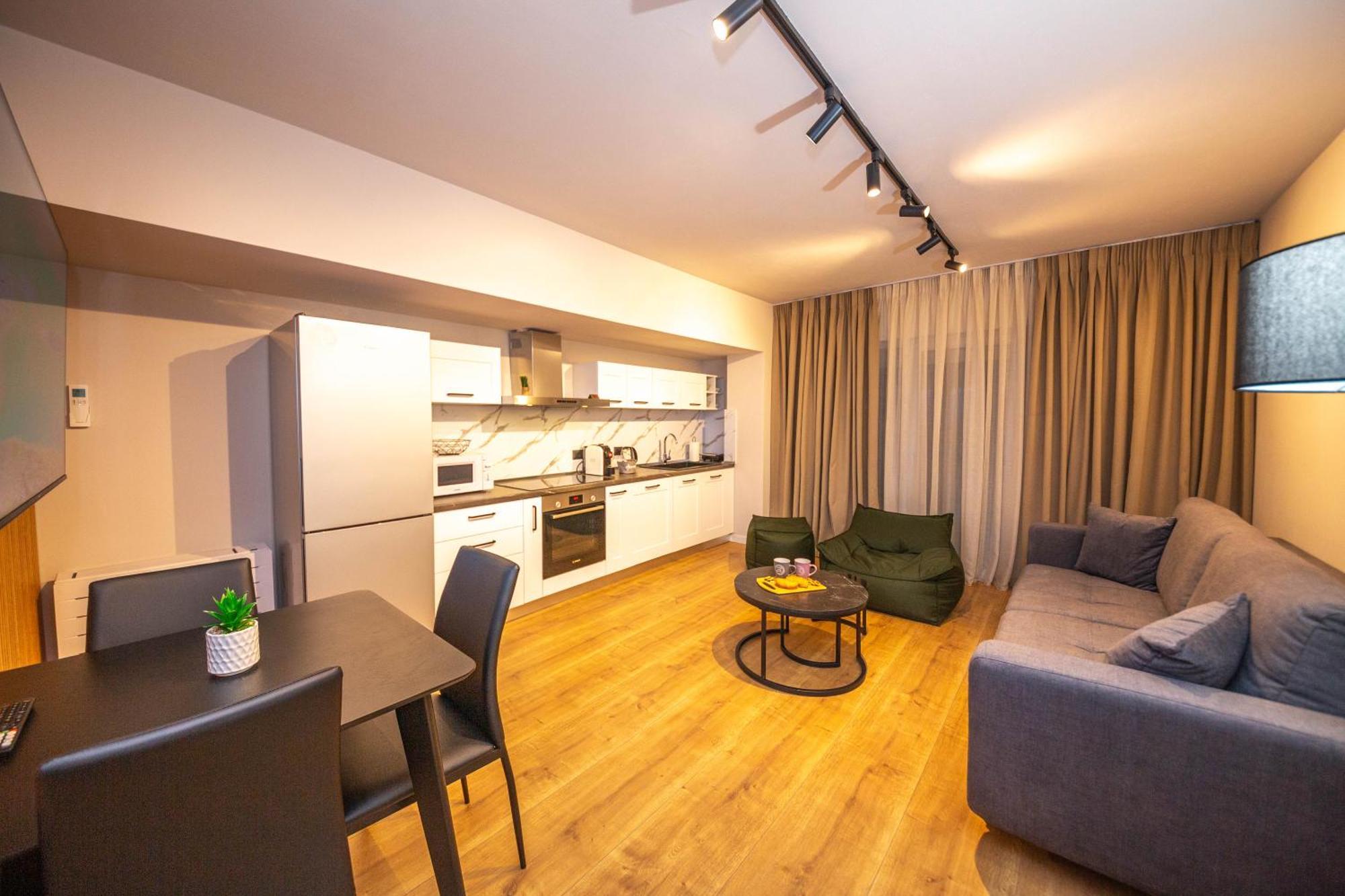 Blloku Unique 2 Apartament *